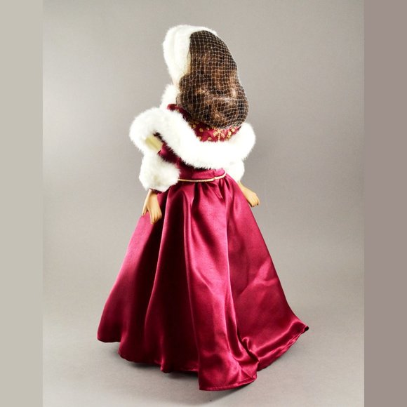 2001 Avon Special Memories Holiday Radiance Doll  Hispanic Isabel - Picture 2 of 7